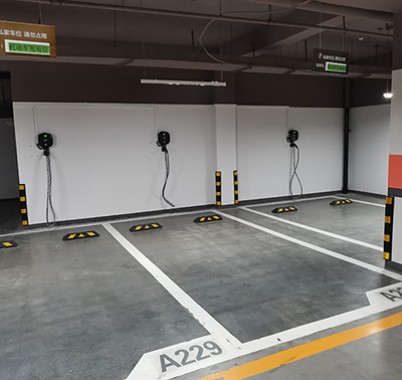 速來(lái)電亞新茉莉公館充電樁安裝項(xiàng)目